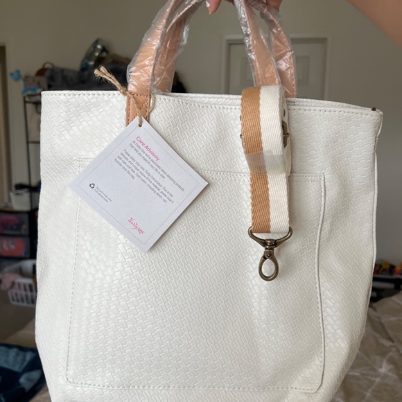 Thirty-one window shopper ltd - Picture 2 of 3